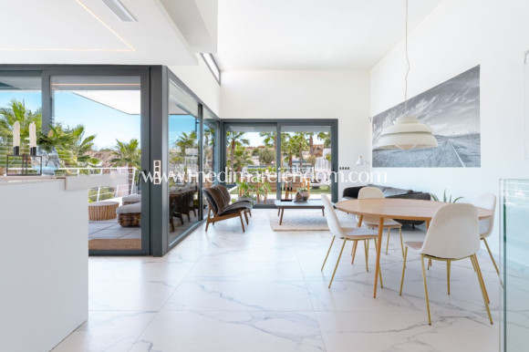 Resale - Detached Villa - San Miguel de Salinas