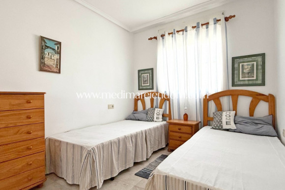 Resale - Apartment - Torrevieja - Playa de los Locos