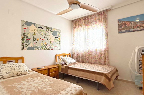 Вторичный рынок - Апартаменты - Torrevieja