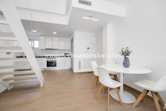 Odsprzedaż - Apartament - Torrevieja