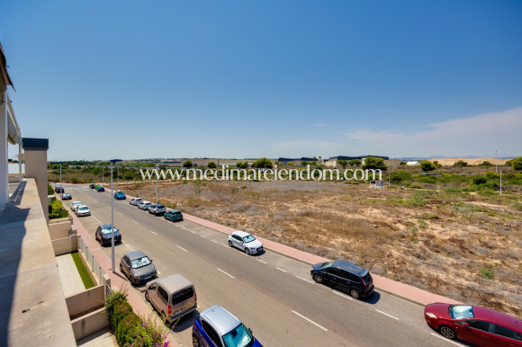 Odsprzedaż - Apartament - Torrevieja