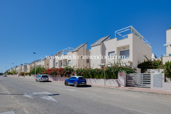 Odsprzedaż - Apartament - Torrevieja