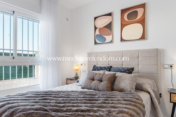 Odsprzedaż - Apartament - Orihuela Costa - Lomas de Cabo Roig