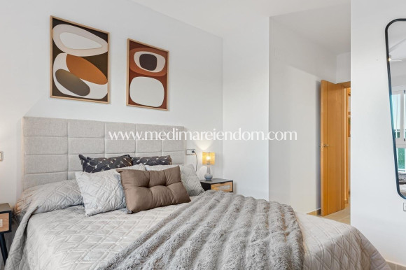 Odsprzedaż - Apartament - Orihuela Costa - Lomas de Cabo Roig