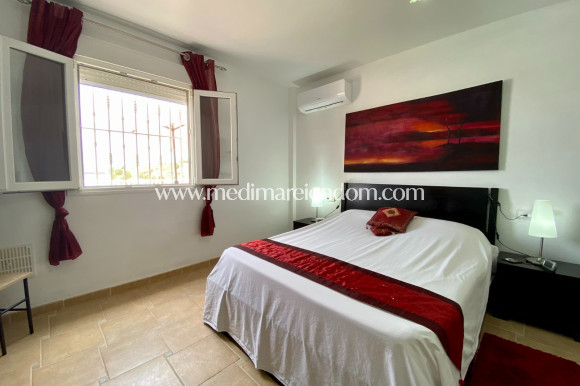 Resale - Villa - Algorfa - Lomas De La Juliana