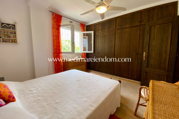 Resale - Villa - Algorfa - Lomas De La Juliana