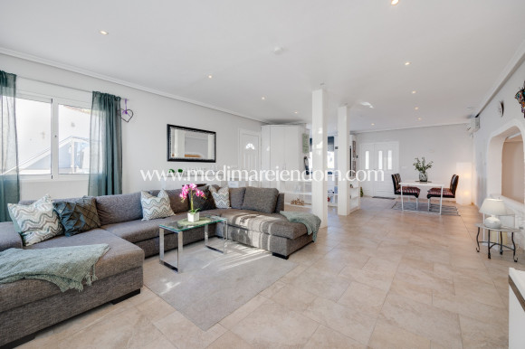 Odsprzedaż - Willa - San Miguel de Salinas