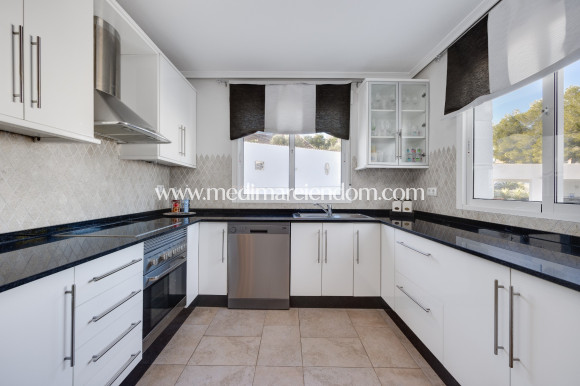 Odsprzedaż - Willa - San Miguel de Salinas