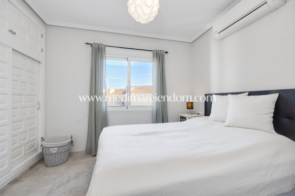 Odsprzedaż - Willa - San Miguel de Salinas