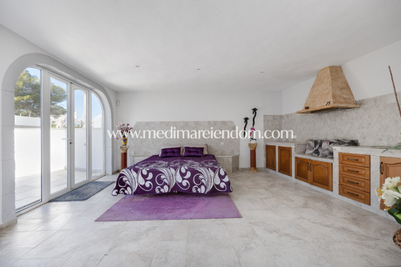 Odsprzedaż - Willa - San Miguel de Salinas