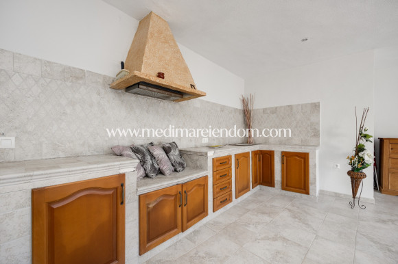 Odsprzedaż - Willa - San Miguel de Salinas