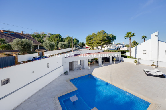 Odsprzedaż - Willa - San Miguel de Salinas