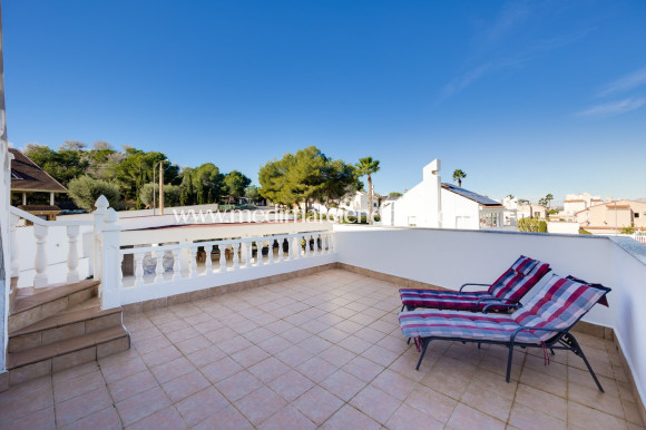 Odsprzedaż - Willa - San Miguel de Salinas