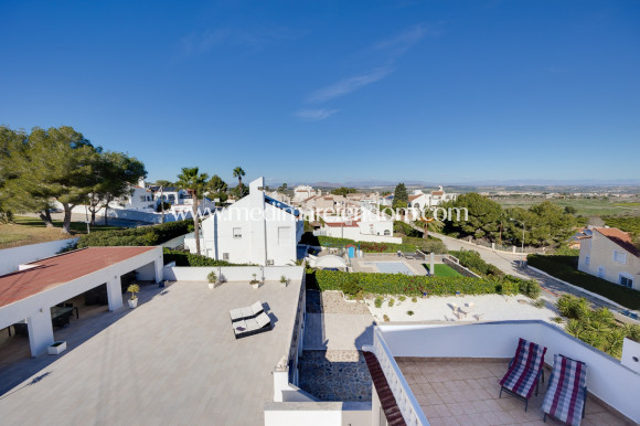 Odsprzedaż - Willa - San Miguel de Salinas