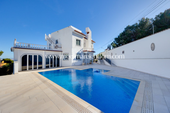 Odsprzedaż - Willa - San Miguel de Salinas