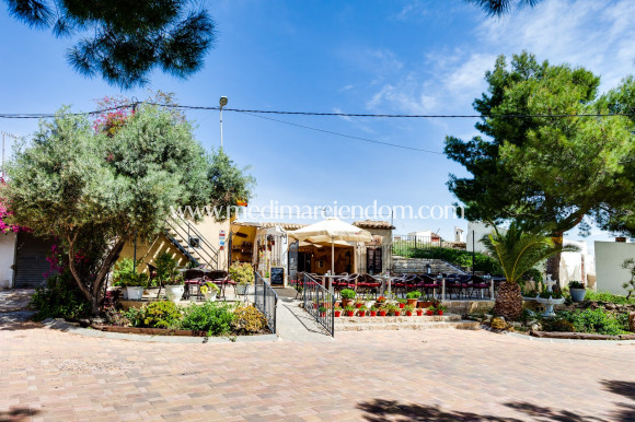 Odsprzedaż - Willa - San Miguel de Salinas