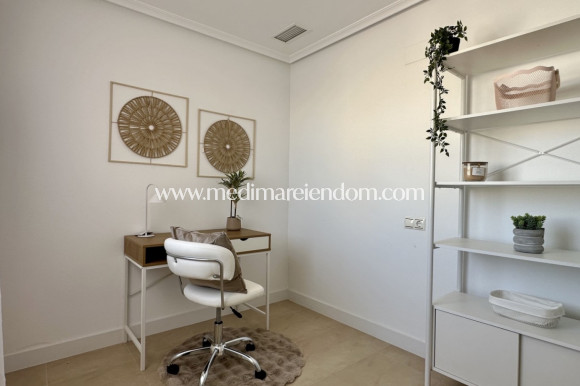 Resale - Apartment - Torrevieja