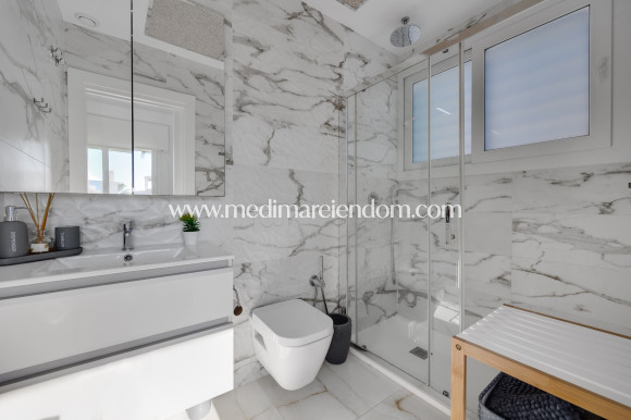 Resale - Detached Villa - Torrevieja