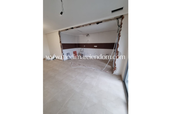 Resale - Apartment - Torrevieja