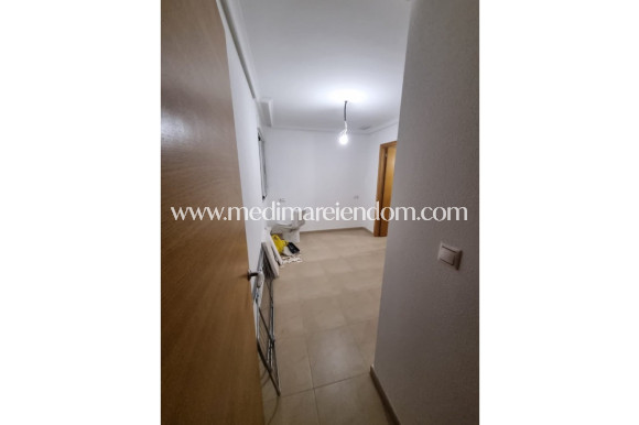 Resale - Apartment - Torrevieja