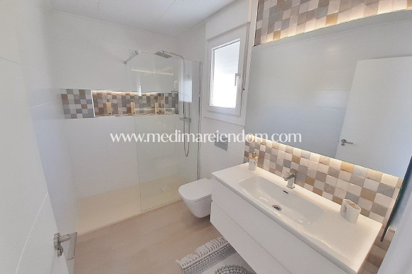 Nouvelle Construction - Maison Mitoyenne - Avileses