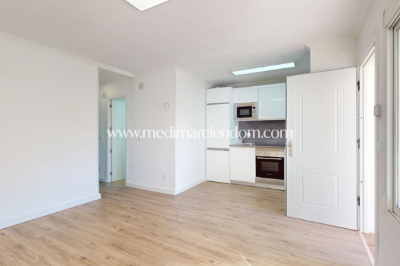 Verkauf - Apartment - Orihuela Costa - Villamartín