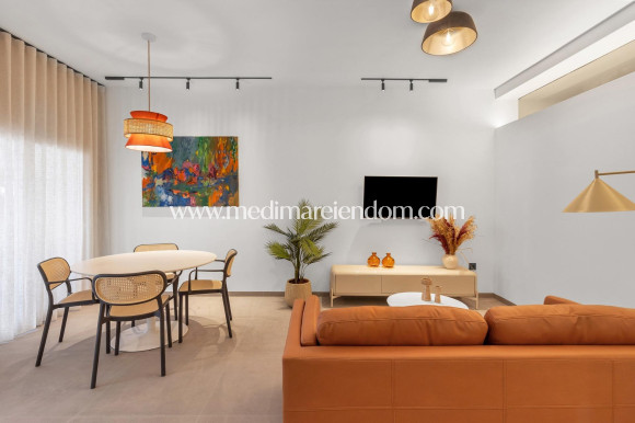 Nowo zbudowane - Apartament - Torrevieja - Playa Los Naufragos