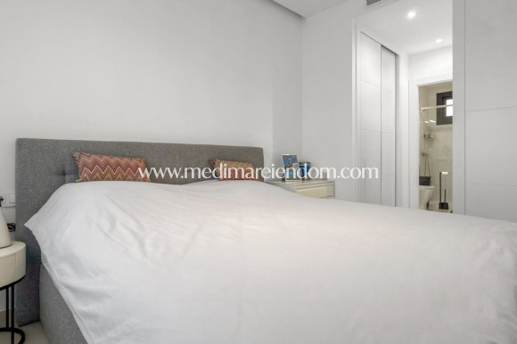 Odsprzedaż - Apartament - Pilar de la Horadada - Lo Romero Golf