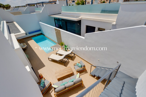 Resale - Villa - Orihuela Costa - Cabo Roig