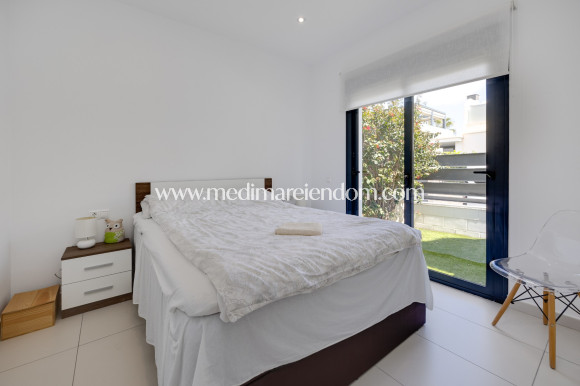 Resale - Villa - Orihuela Costa - Cabo Roig