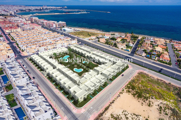 Nybyggnad - Låg bungalow - Torrevieja