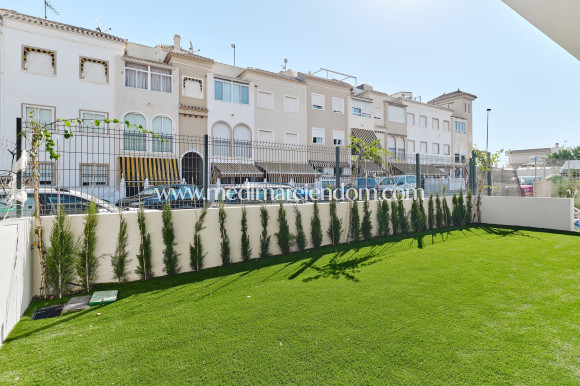 Nybyggnad - Låg bungalow - Torrevieja