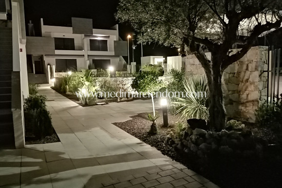 Nieuw gebouw - Lage bungalow - Torrevieja