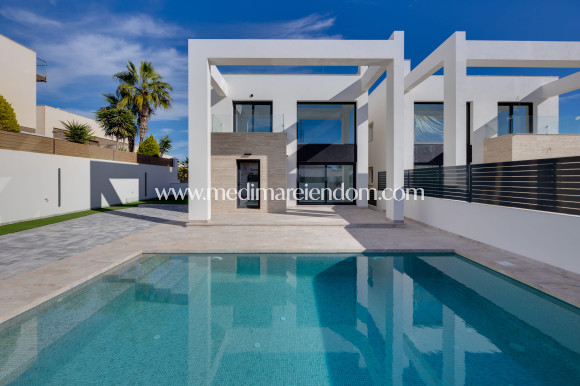 Nýbygging - EINBÝLISHÚS - Torrevieja