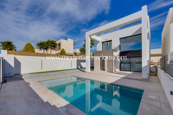 Nýbygging - EINBÝLISHÚS - Torrevieja