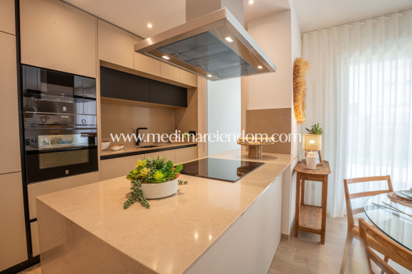 Obra Nueva - Bungalow bajo - La Finca Golf