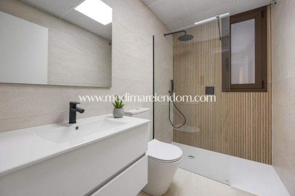 Nouvelle Construction - Appartement au rez-de-chaussée - Los Alcazares