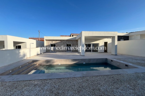 Nybyggnad - Terrasserad - La Romana