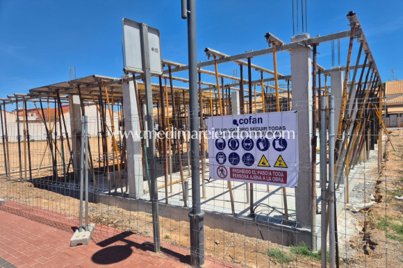 Nouvelle Construction - Villa - Roldán