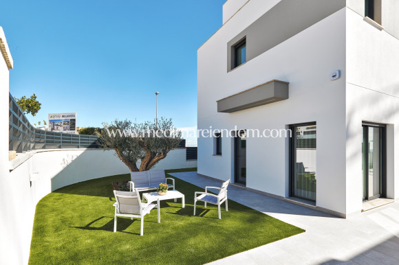 Neubauten - Villa - San Miguel de Salinas