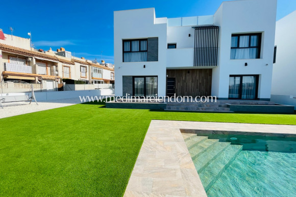 Nowo zbudowane - Willa - Torrevieja