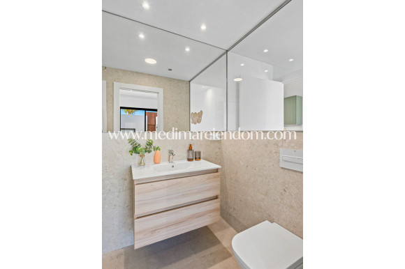 Obra Nueva - Villa - Los Alcazares