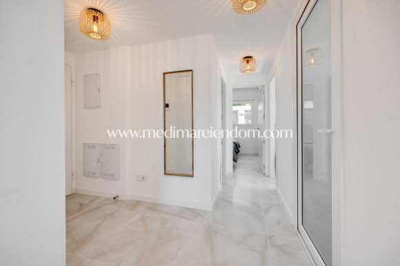 Resale - Apartment - Orihuela Costa - Punta Prima