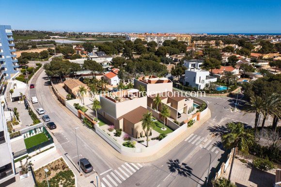 Obra Nueva - Villa - Dehesa de Campoamor