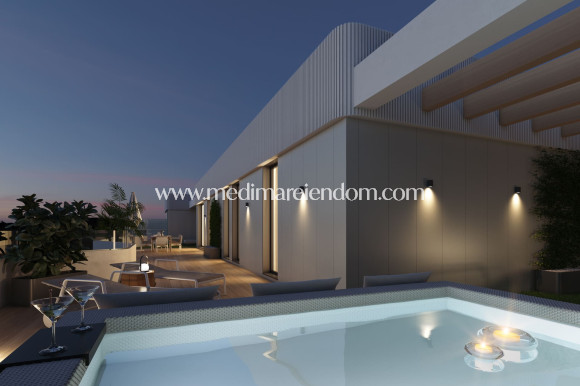 Новостройки - Квартира на первом этаже - Las Lagunas de Mijas