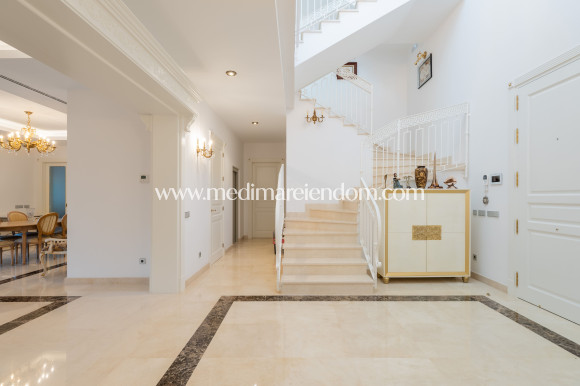 Новостройки - Виллы - Estepona