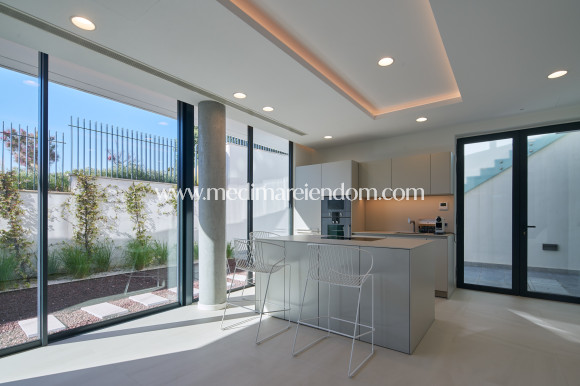 Новостройки - Апартаменты - Estepona