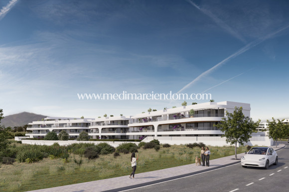 Новостройки - Квартира на первом этаже - Estepona