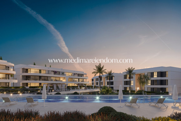 Новостройки - Квартира на первом этаже - Estepona