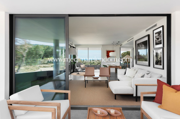 Obra Nueva - Apartamento en planta baja - Pueblo Nuevo